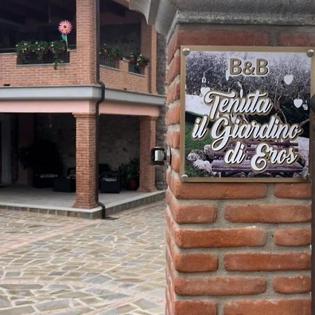 Tenuta Il Giardino Di Eros Albanella Экстерьер фото